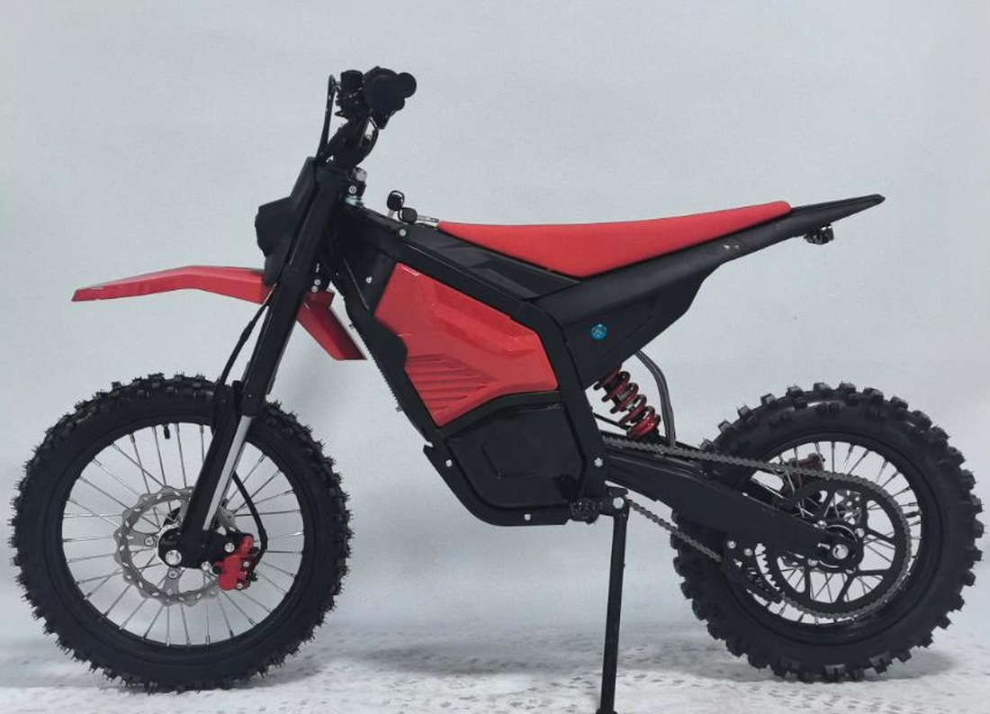 EcoDrivex M9-72V25A piros elektromos dirt bike oldalnézetből